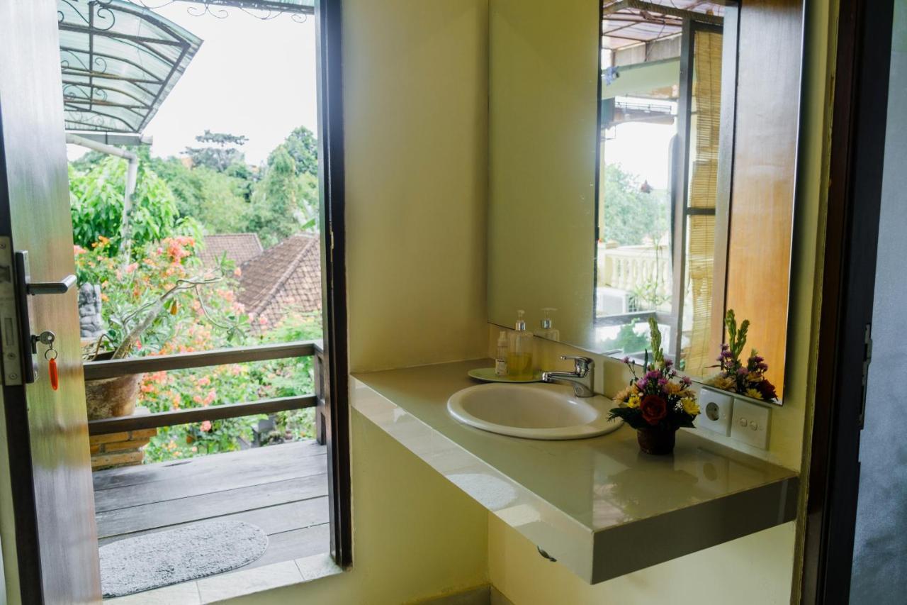 Desak Putu Putra Home Stay Ubud  Exterior photo